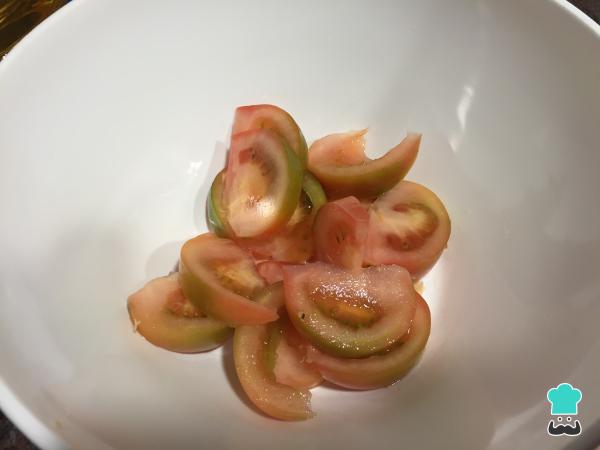 Recette de salade Caprese à l'avocat - Étape 2