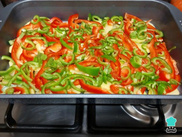 Recette de saumon au four avec pommes de terre et légumes - Étape 2