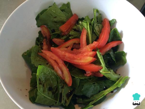 Recette de salade d'épinards et de saumon - Étape 4