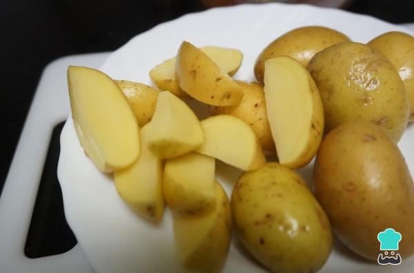 Recette de Côtes levées marinées aux pommes de terre au four - Étape 4