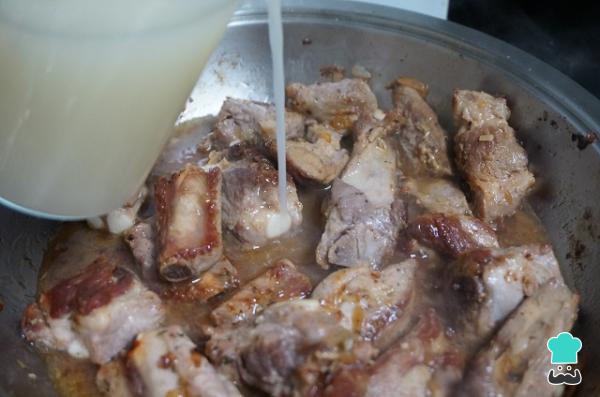 Recette de Côtes de Porc à la Sauce au Vin Blanc - Étape 5