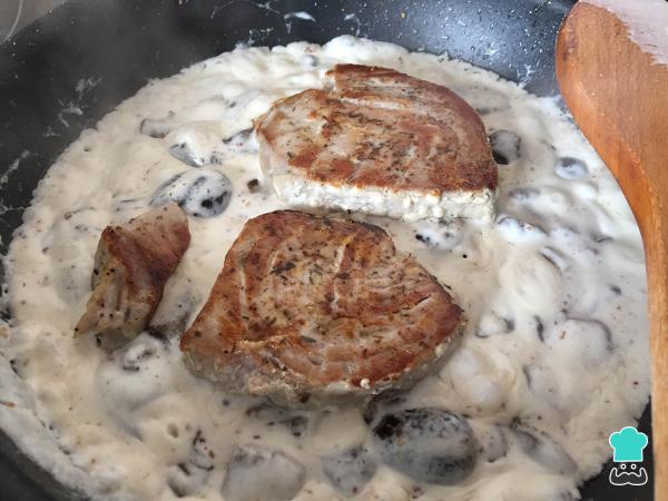 Recette de thon sauce aux champignons - Étape 6