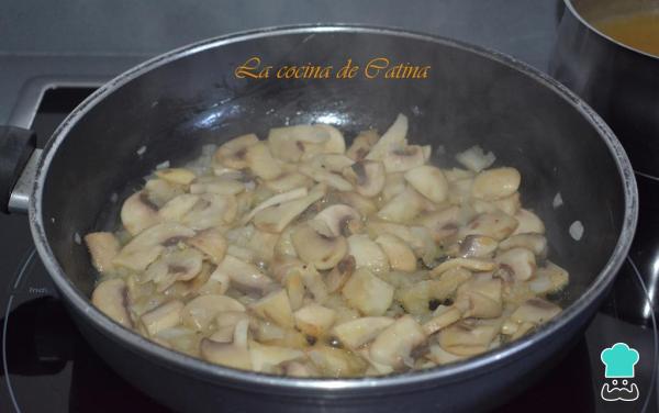 Recette de Viande avec Sauce aux Champignons et Vin Rouge - Étape 3