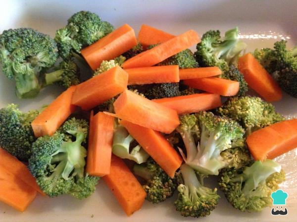 Recette de Saumon au Four avec Brocoli et Carottes - Étape 6