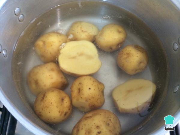 Recette de Salade de Pommes de Terre au Céleri - Étape 2