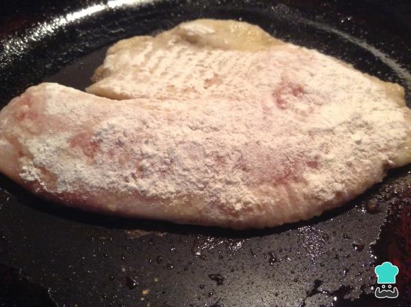 Recette de Tilapia frit aux patacones - Étape 10