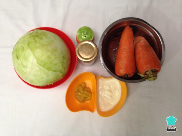 Recette de salade de chou et de carottes - Étape 1