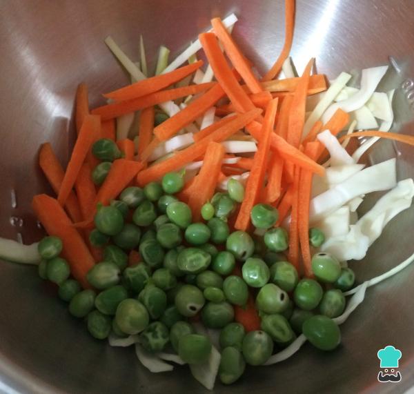 Recette de salade de chou et de pois - Étape 3