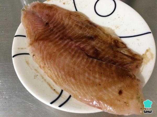 Recette de filet de poisson croustillant - Étape 2