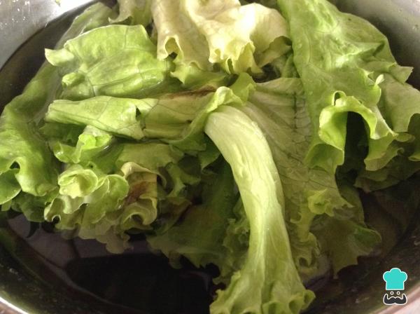 Recette de mojarra frite avec salade - Étape 6