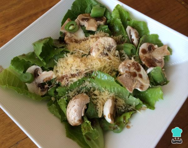 Recette de Salade Fraîche aux Champignons - Étape 5