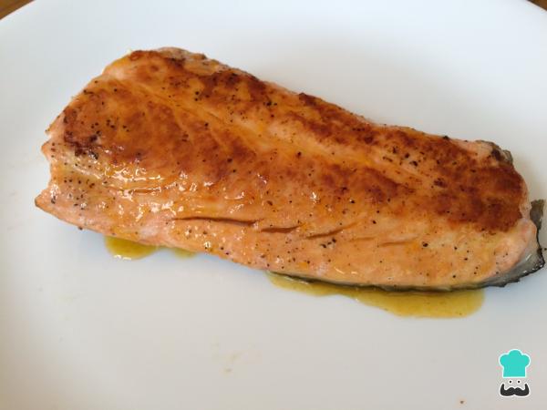 Recette de Saumon glacé à la mandarine et au miel - Étape 4