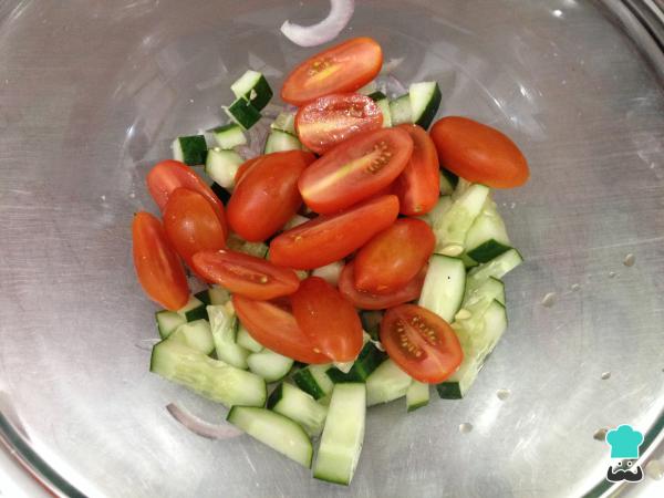 Recette de salade de fromage feta frais et coriandre - Étape 2