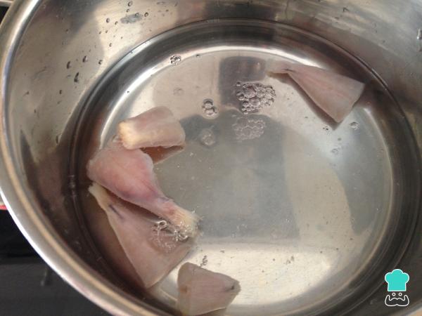 Recette de Lotte à la Sauce aux Noix - Étape 2