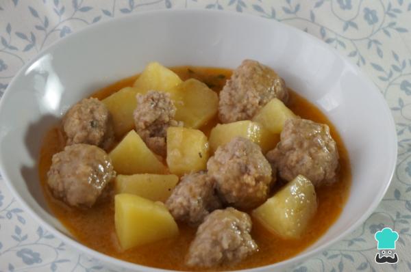 Recette de Boulettes de viande aux pommes de terre