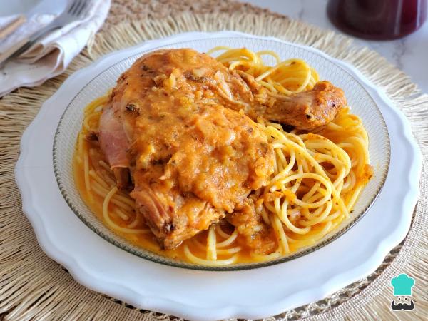 Recette de nouilles rouges au poulet