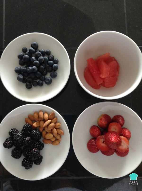 Recette de salade de fruits et d'amandes - Étape 1