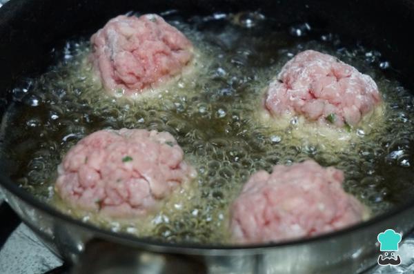 Recette Boulettes de viande à la sauce tomate - Étape 3