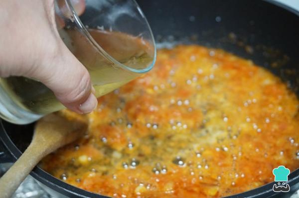 Recette de Boulettes de viande à la sauce tomate - Étape 8