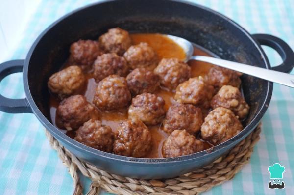Recette Boulettes de viande à la sauce tomate - Étape 11