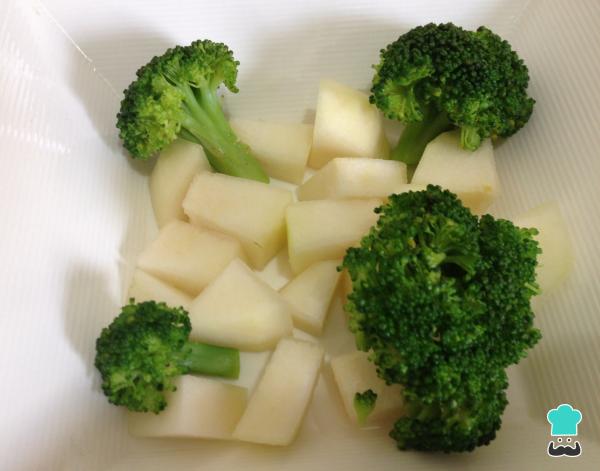 Recette de salade de poulet, brocoli et poire - Étape 5