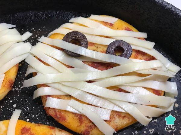 Recette de pizza d'Halloween - Étape 5