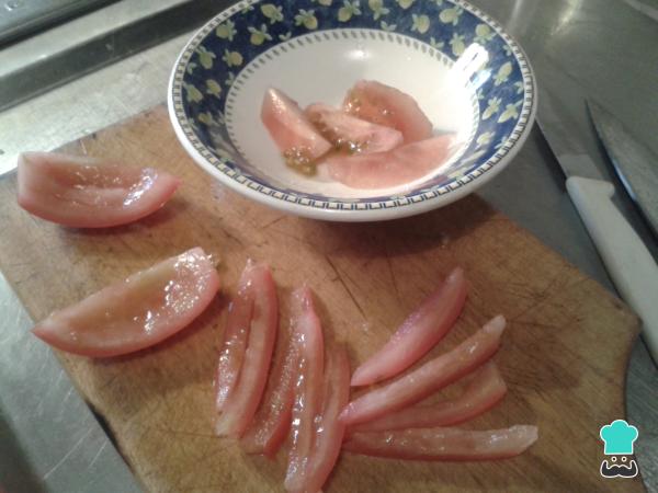 Recette de salade légère de pois chiches - Étape 2