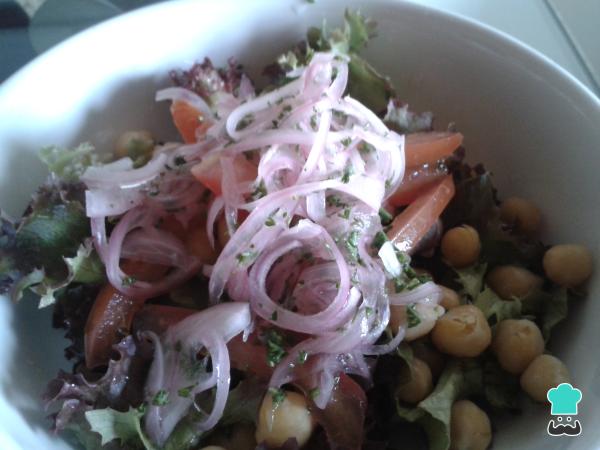 Recette de salade légère de pois chiches - Étape 6