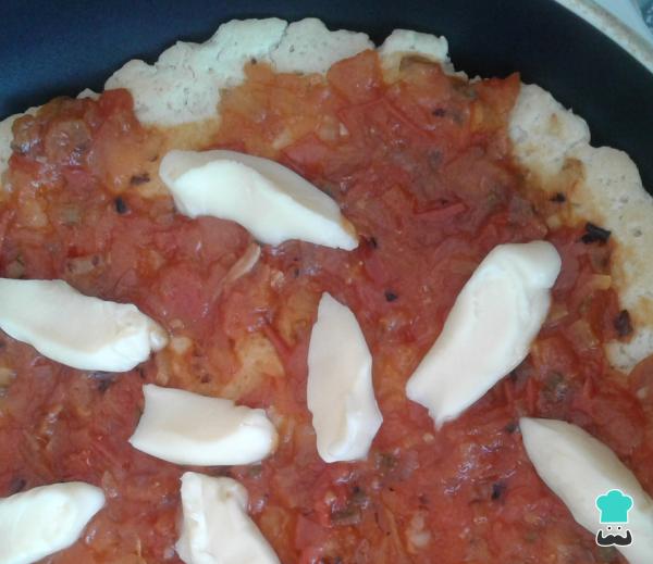 Recette de pâte à pizza avec farine auto-levante - Étape 5