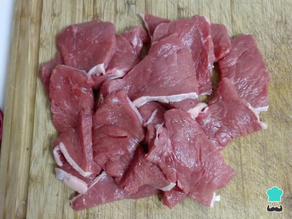 Recette de Steaks de Bœuf à la Sauce Tomate - Étape 1