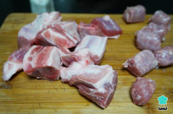 Recette de nouilles catalanes en cocotte - Étape 1