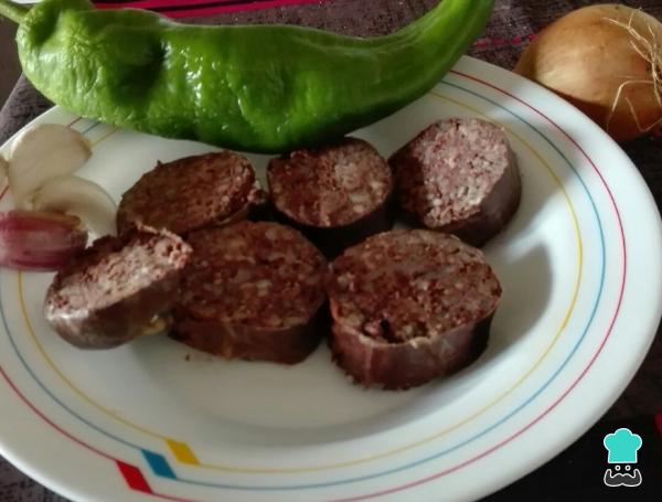 Recette de boudin noir aux tomates frites - Étape 1
