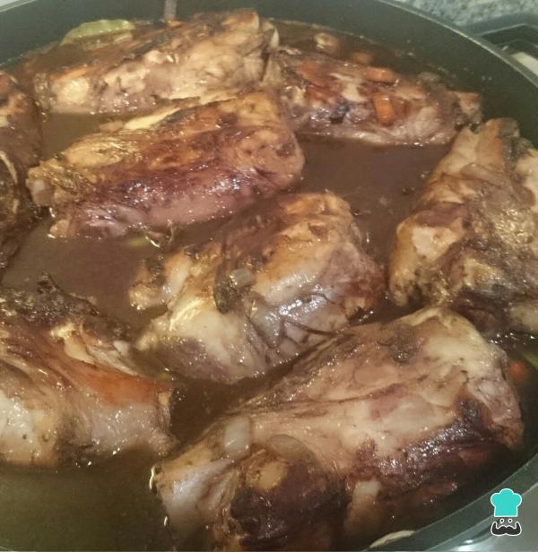 Recette Jarret de porc au vin rouge - Étape 6