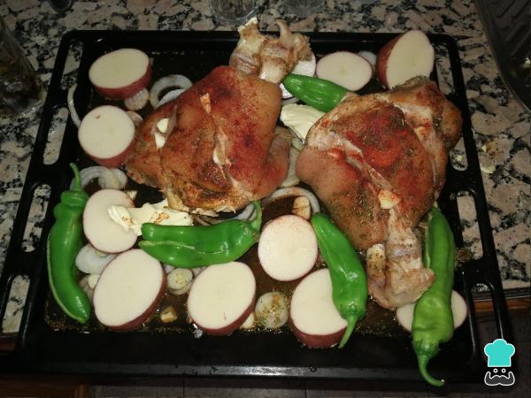 Recette de Jarret au four avec pommes de terre et oignons - Étape 3