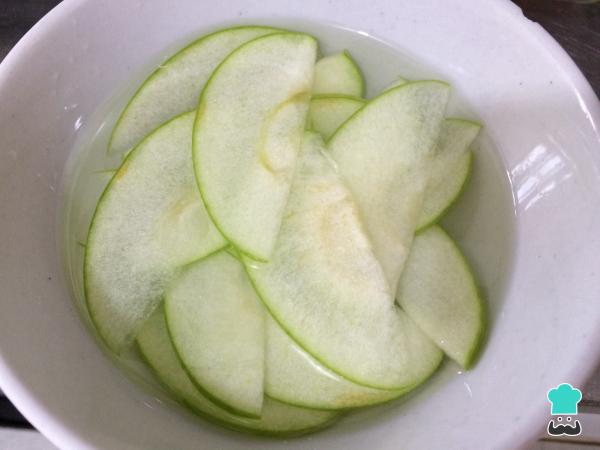 Recette Carpaccio de saumon fumé et pommes - Étape 3