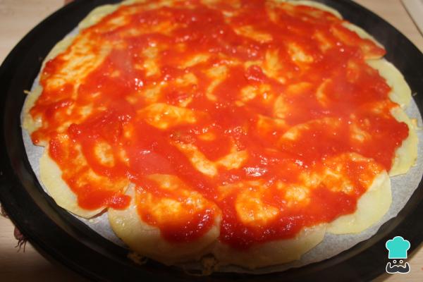 Recette de pizza aux pommes de terre - Étape 4