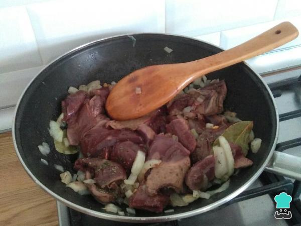 Recette de Foie aux oignons au vin rouge - Étape 3