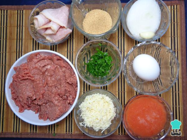 Recette de boulettes de viande enrobées de bacon au four – Étape 1