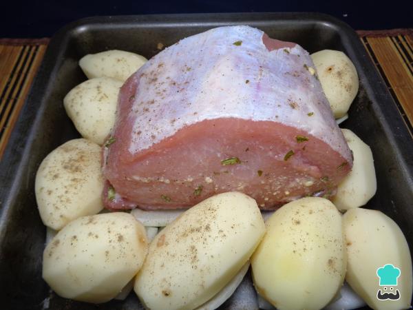 Recette de Pulpe de Porc au Four avec Pommes de Terre - Étape 4