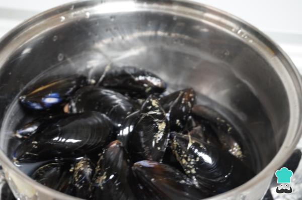 Recette Fideuá aux fruits de mer - Étape 2