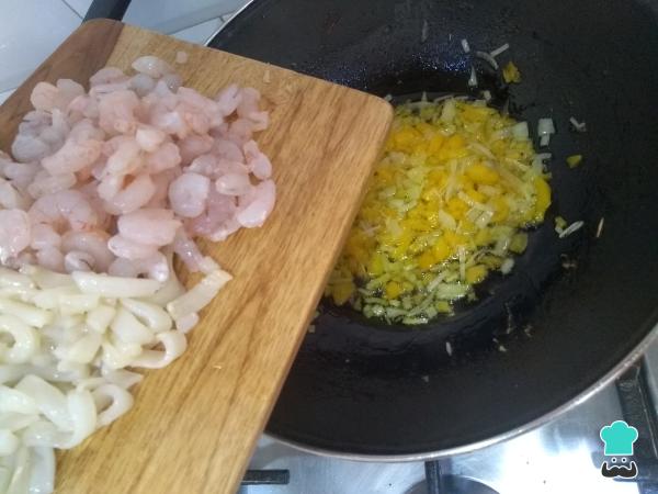 Recette de cannellonis aux fruits de mer - Étape 3