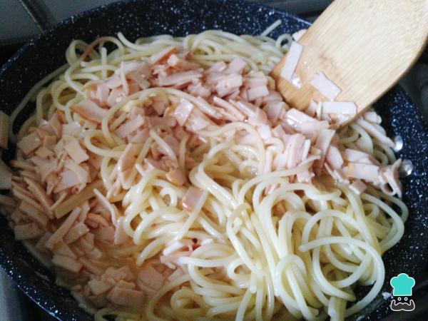 Recette de nouilles aux œufs - Étape 3