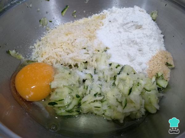 Recette de pizza aux courgettes - Étape 3