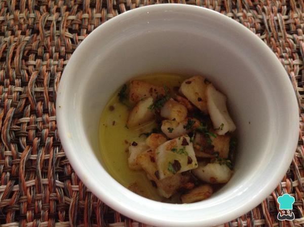 Recette de morue à l'ail rapide et facile - Étape 7