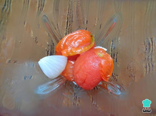 Recette Chorizo ​​​​à l'oeuf en sauce rouge - Étape 5