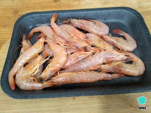 Recette Spaghetti aux crevettes et palourdes - Étape 1