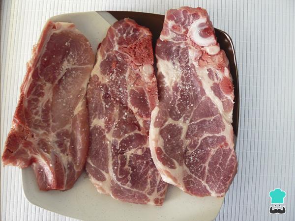 Recette de Côtelettes de porc à la sauce à l'oignon - Étape 6