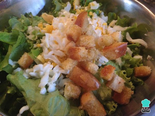 Recette de salade César au poulet – Étape 7