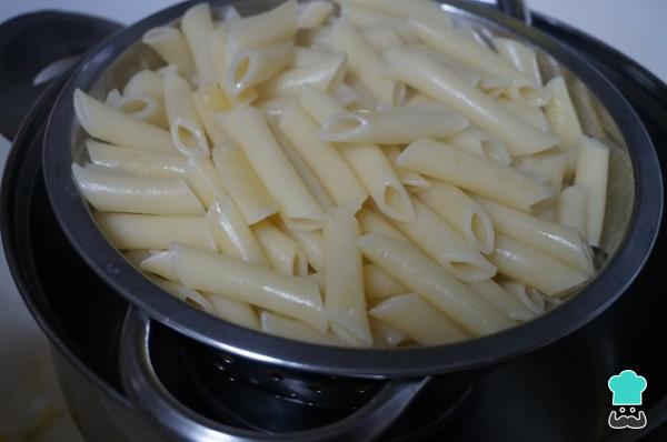 Recette de Macaroni au thon et tomate - Étape 4