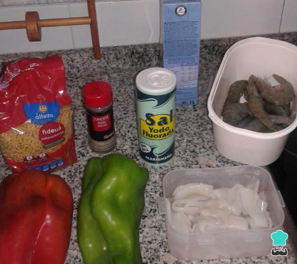 Recette Fideuá aux calamars - Étape 1